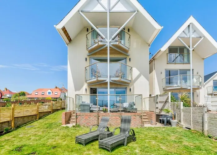 Cliff Top Heights-Beach Front House Near Brighton