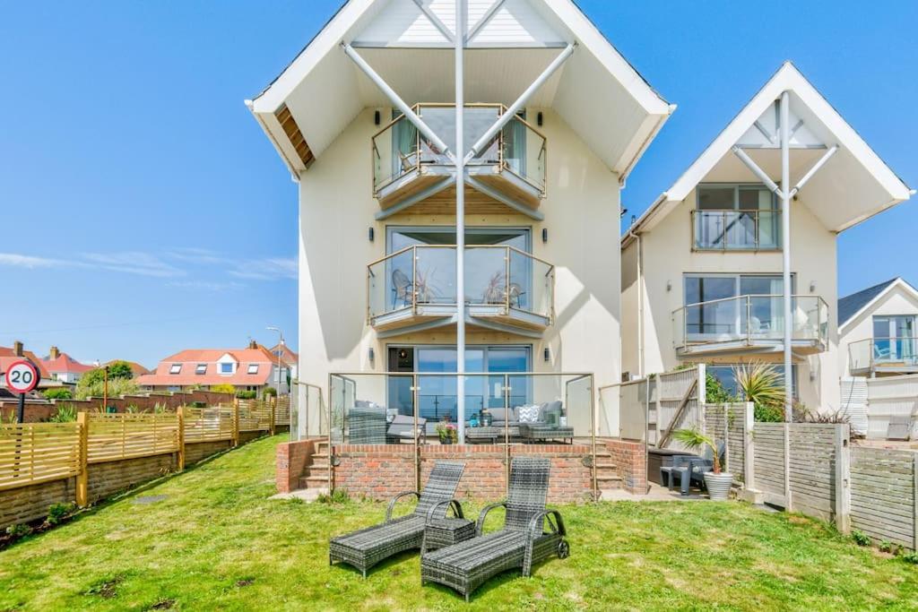 Cliff Heights-beach Front House Near * Brighton