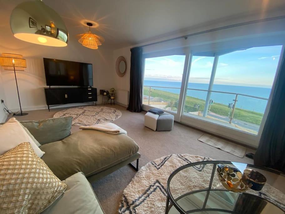 Holiday home Cliff Heights-beach Front House Near
